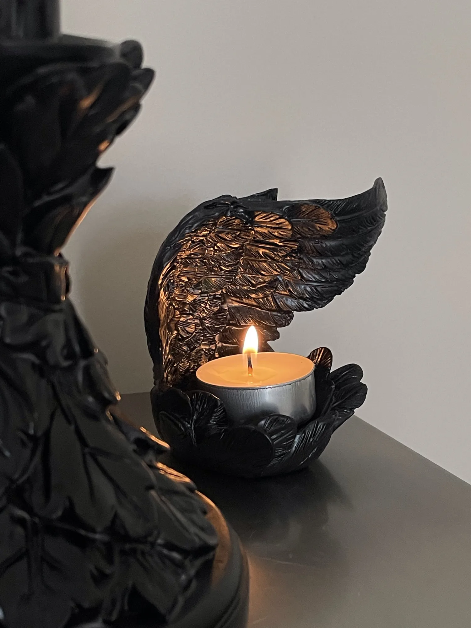 Black Angel Wing Resin Tealight Candle Holder, Gothic Tabletop Candlestick Ornament, Unique Christmas Gift for Dark Home Decor