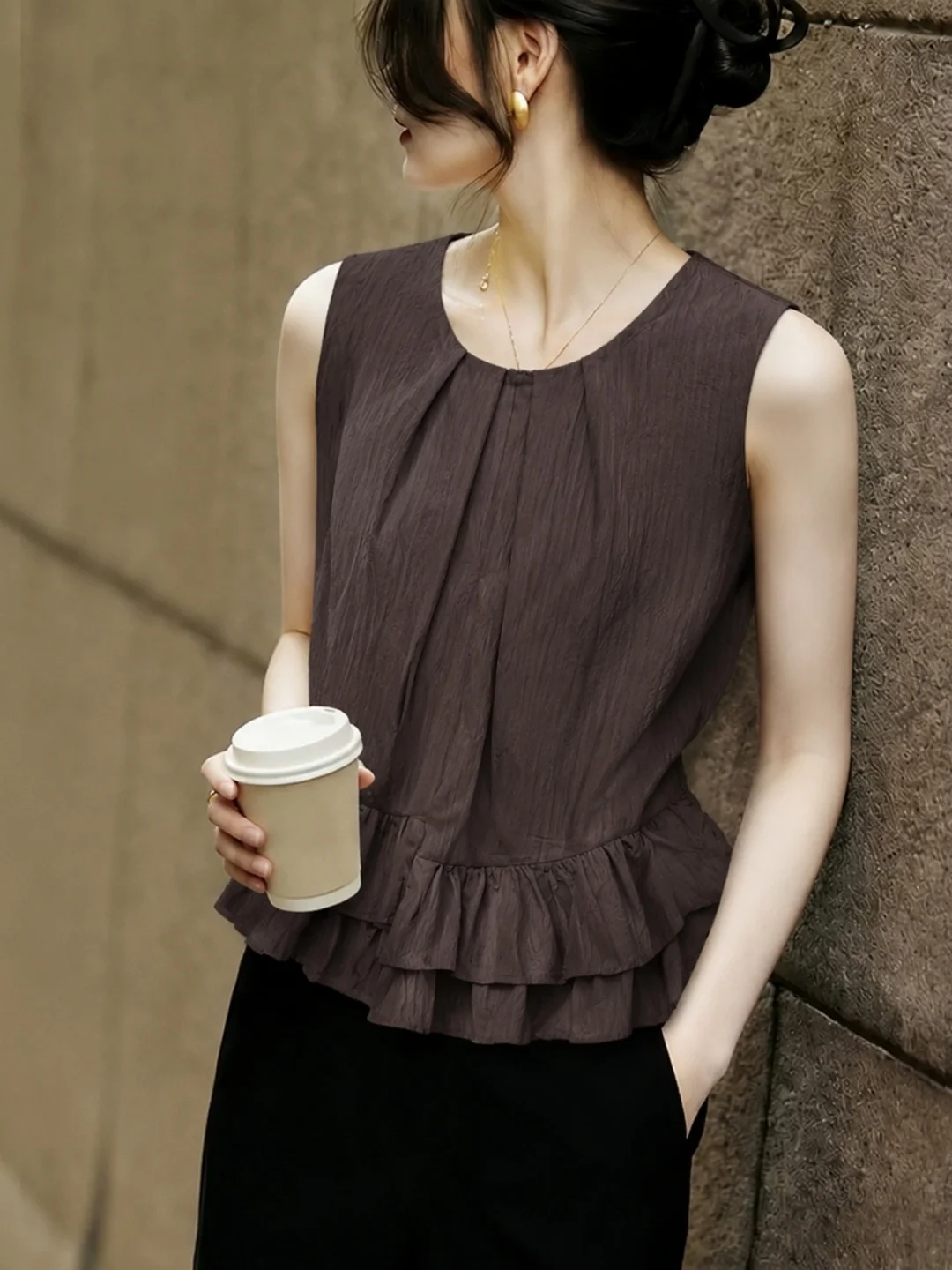 

Korean Style round Neck Sleeveless Vest Women's Fashionable Slimming Versatile Lace Trim Summer Shirt Commute Straight Cut