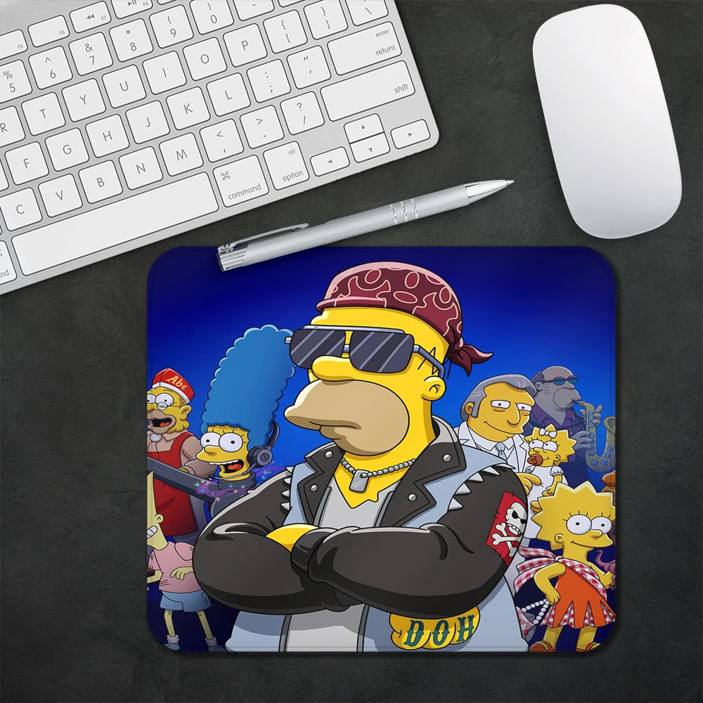 

Cartoon The Simpsons Gaming Mouse Pad XS Small Mousepad For PC Gamer Desktop Decoration Office Mouse Mat Deskmat Rug