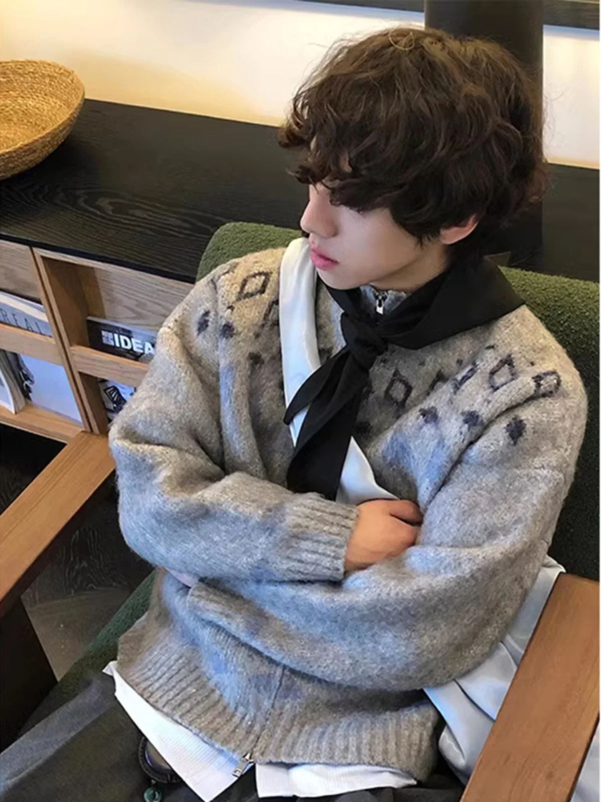 

Vintage Fair Isle Knit Cardigan Men's Autumn Winter Lazy High-End Feel Embroidered Sweater Inner Wear Casual Loose Fit Long S...