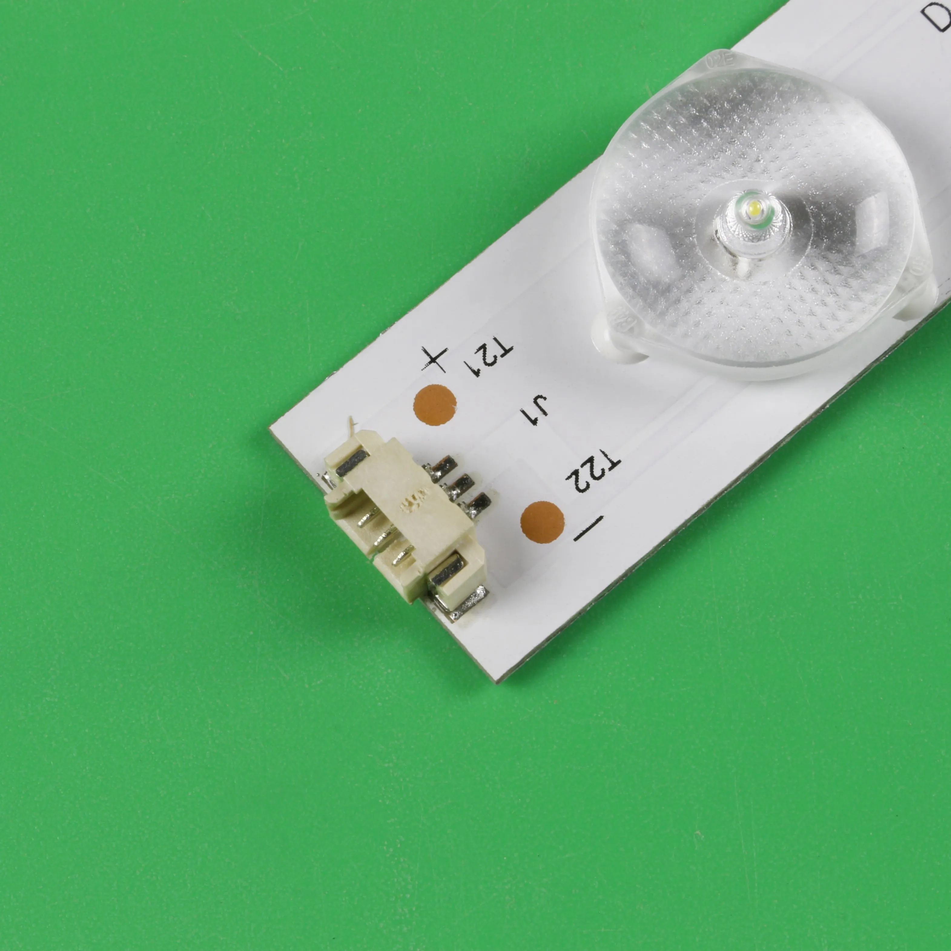 LED قطاع LSC320AN02 LSC320AN10-H LC320DXJ LC320DXY LK315T3HC1K LQ315T3HC34 V320BJ6-Q01 V320BJ7-PE1 LE32K5000T LE32K5500T