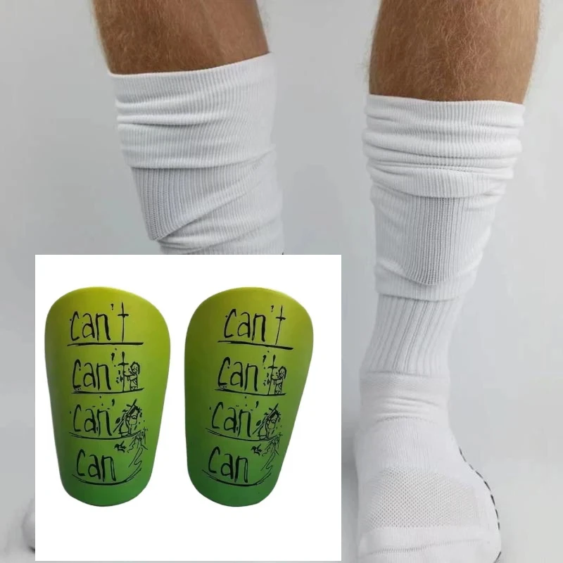 زوج واحد من وسادة كرة القدم الصغيرة المقاومة للاهتراء وممتصة للصدمات وواقي الساق خفيف الوزن ومحمول لتدريب كرة القدم