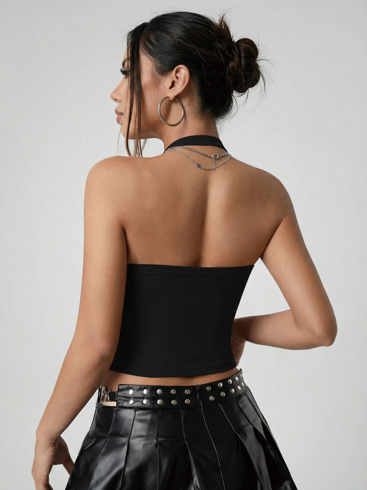 Air Permeable Halter Neck Crop Vest, Hollow Rear Curved Neck Tank for Seaside Getaways & Coastal Road Journeys
