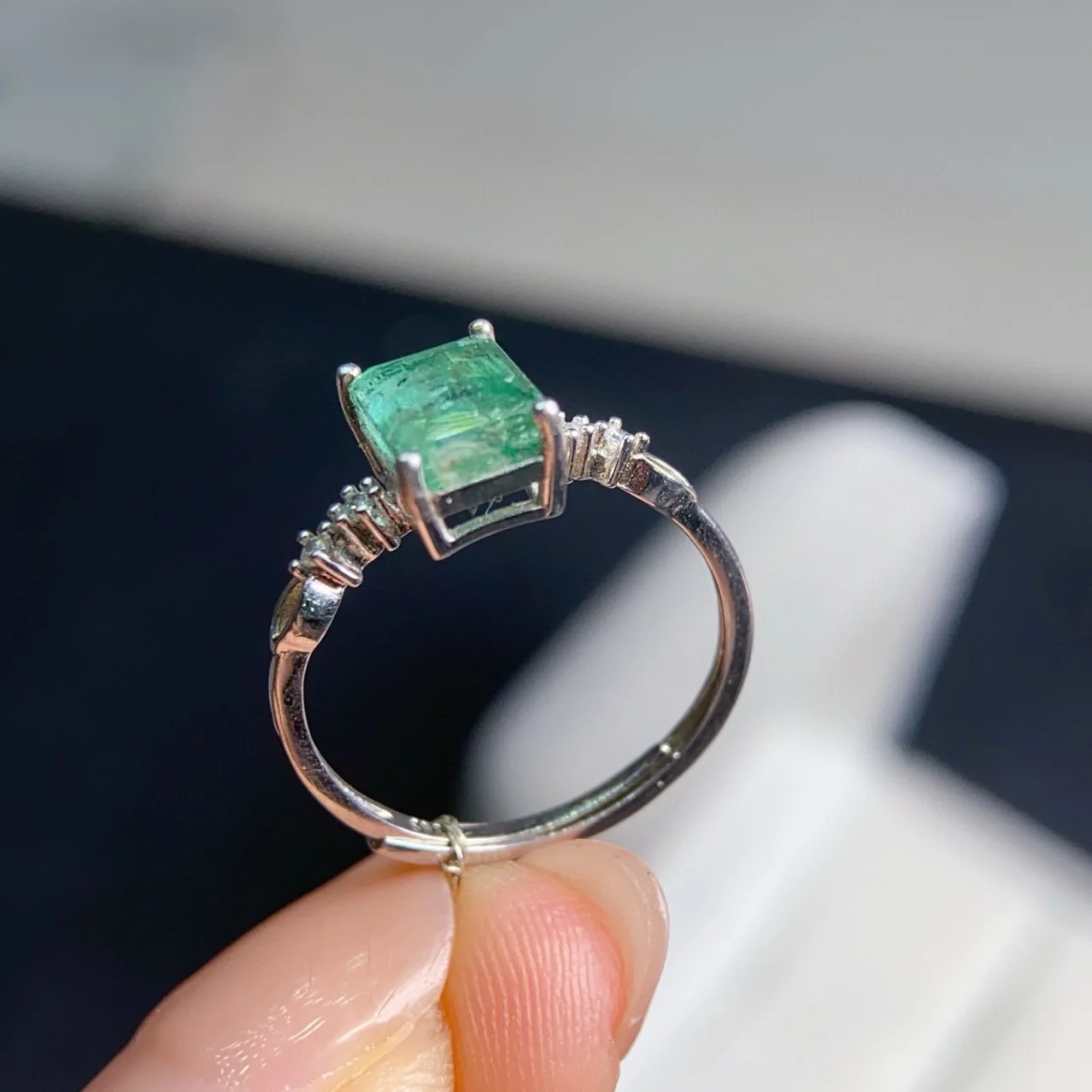 Sterling Silver Natural Emerald Ring Luxury Natural Gemstone Ring Certificate Included