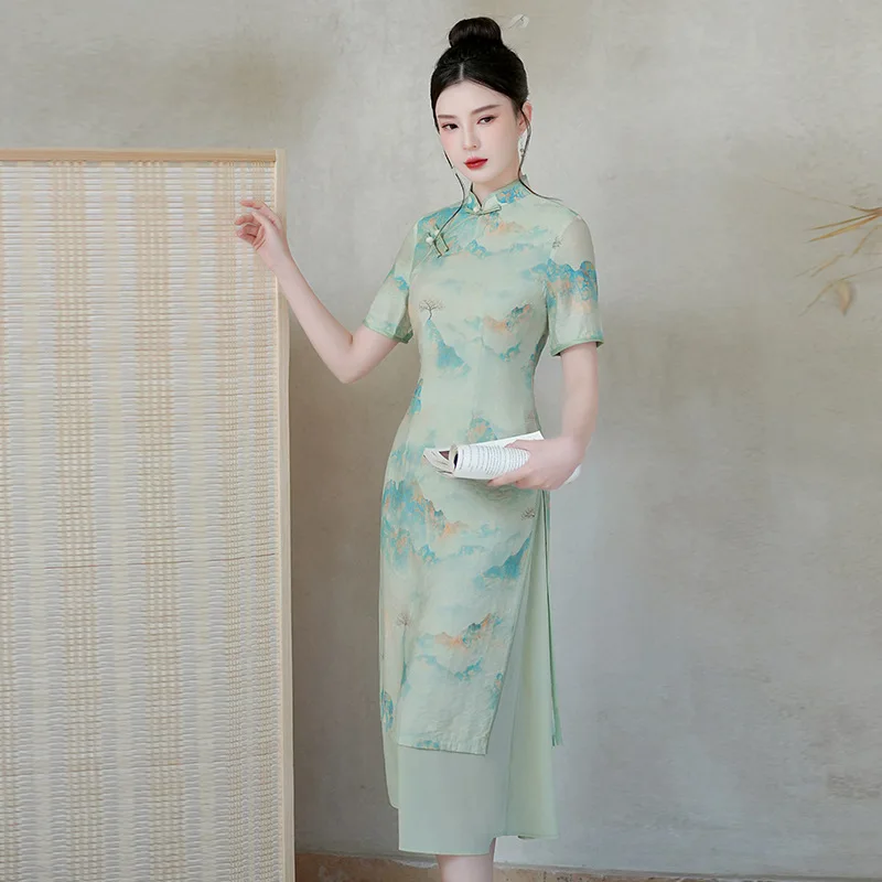 

2024 New Green Cheongsam Women Improved Lined Qipao Short Sleeve Vintage Style Floral Elegant Long Dresses S2646