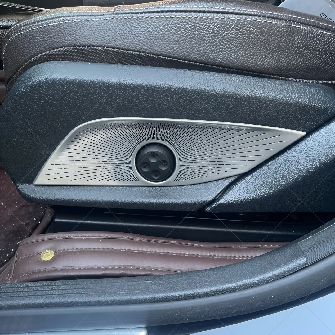 

Для Mercedes-Benz W205 C-Class, W213 E-Class, X253 GLC: Модифицированная декоративная накладка на боковую часть переднего сиденья в форме трубы