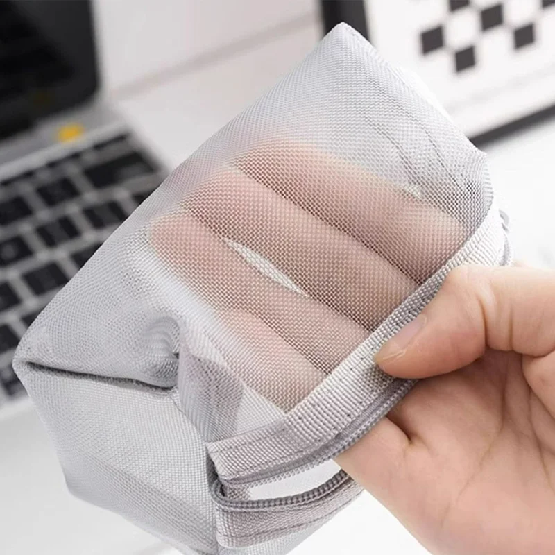 New Multipurpose Breathable Square Mesh Storage Pouch Lightweight Mini Wash Bag Mini Zipper Coin Purse Large Capacity Coin Purse