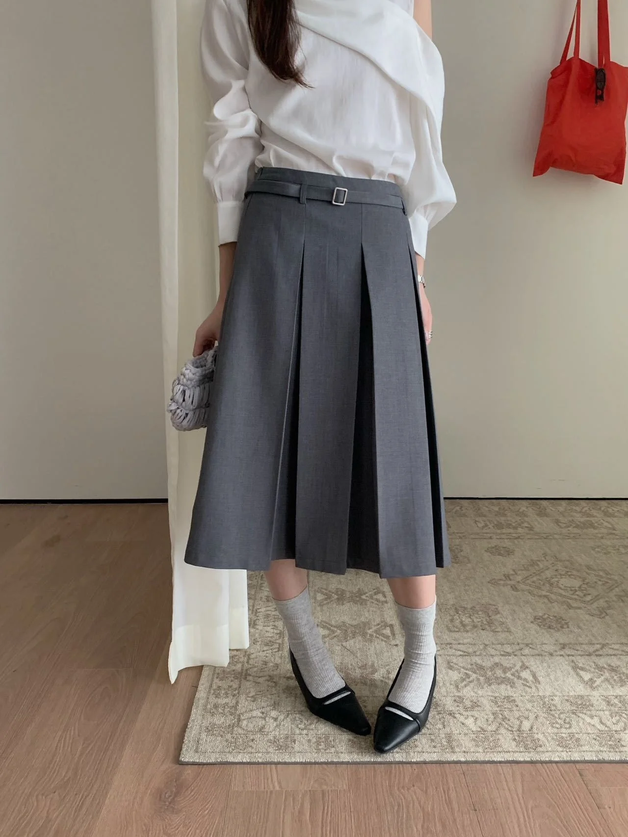 

Юбка-полусолнце Lilian с высокой талией, женская, в студенческом стиле, T6, весна 2026, стандартный крой, другие ткани, другие материалы