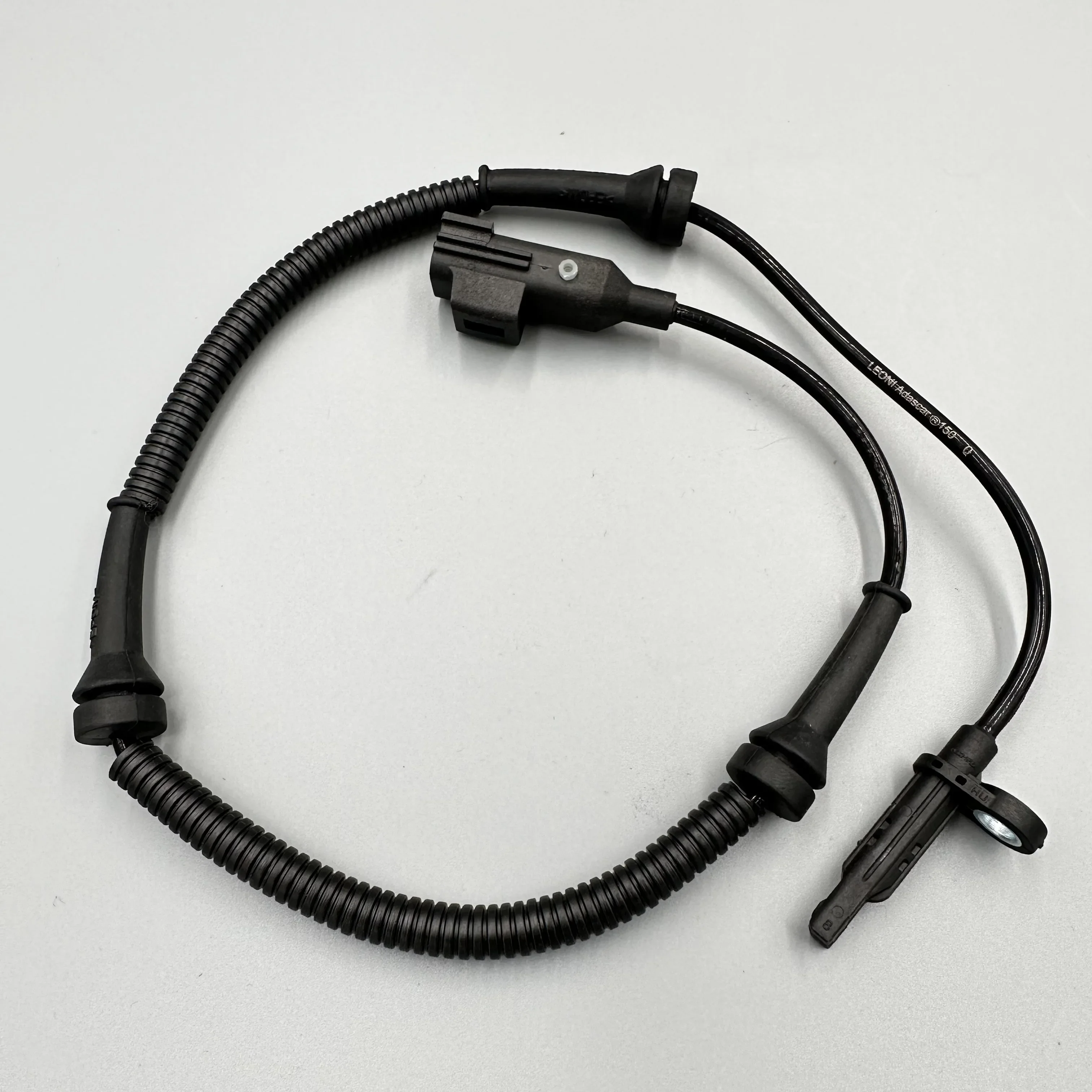 

Auto Part Rear ABS Sensor Wheel Speed Sensor LR072107 T4A1978 T4A1978 For Land Rover Discovery Action Discovery Sport
