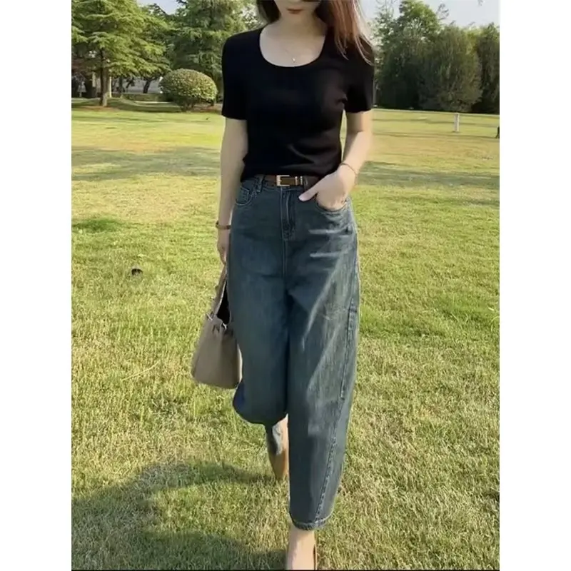 

Korean Style Jeans Women's New Niche Retro Jeans with Wide Legs for Casual Street Fashion High-Waisted Fashion Cropped Pants