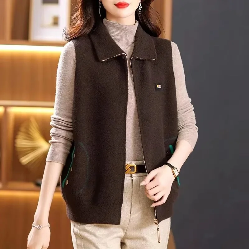 2025Spring Autumn Sleeveless Elegant Women's Knitted Cardigan Sweater Vest Fashion Comfortable Ladies All-Match Waistcoat Jacket