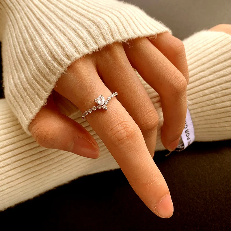 Light Luxury and High-end Genuine S925 Silver Cool Feeling V-edge Full Diamond Zircon Love Ring