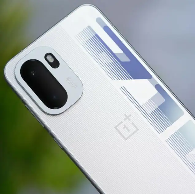 Unlocked OnePlus Ace 6 China Version 6.83inch AMOLED 120Hz Snapdragon8 Elite 50MP 7800Mah 120W Flash Charger NFC OTA PLQ110