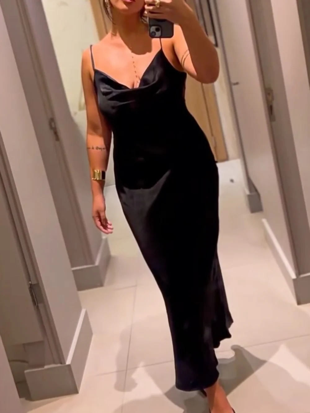 Women's New Fashion Retro Black Satin Texture Sexy Backless Midi Dress Retro Sleeveless Lace-up Women's Holiday Party Dress