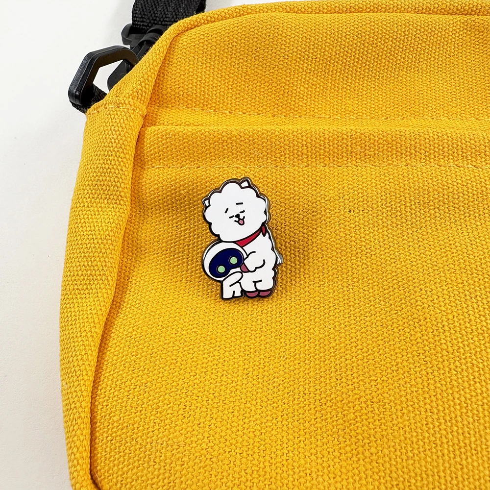 Bt21 فان Rj مستوحاة من الجيش المشجعين هدية المينا بروش الفضاء روبوت الجارديان الألبكة الكرتون كيم سيوكجين التلبيب دبوس شارة الموسيقى #4