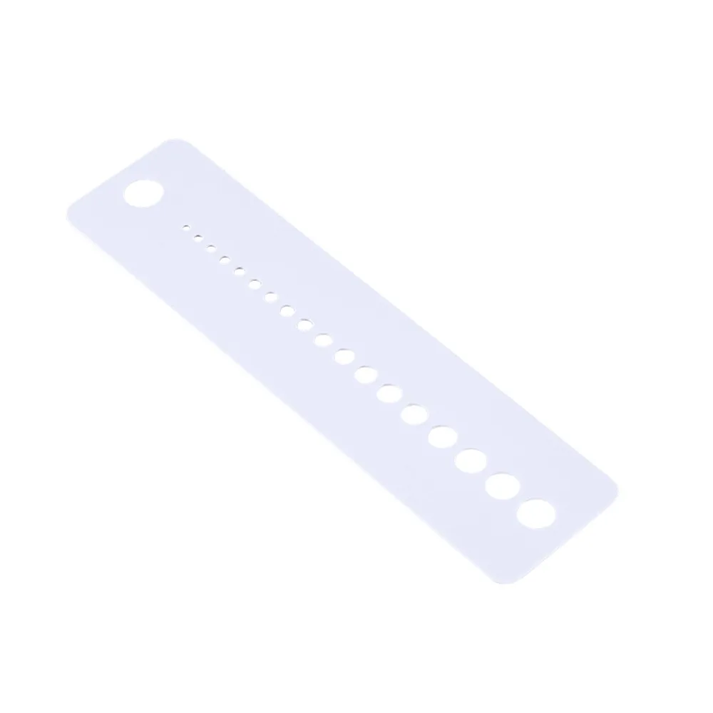 2pcs Practical Plastic Knitting Needle Gauge Inch and cm Scale Knitting Gauge Ruler Needle Sizing Tool Sewing