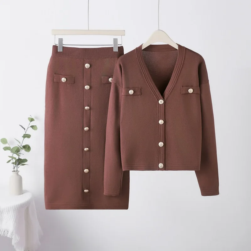 Casual and Fashionable Set Women's Western-style and Age Reducing Temperament Knitted Short Sleeved Pants Two-piece Set