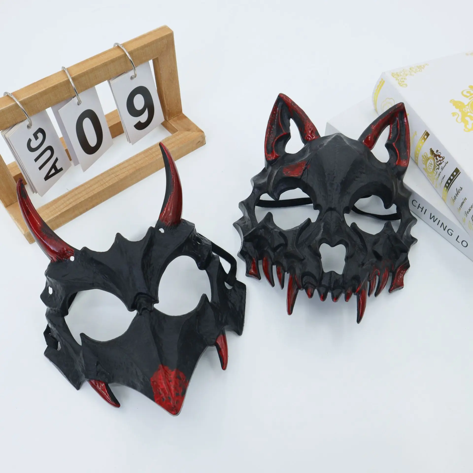 Half-face Blood Mask Men Dragon Tiger Wolf Mask Horror Halloween Costume Props Animal Skeleton Mask Party Cosplay Props