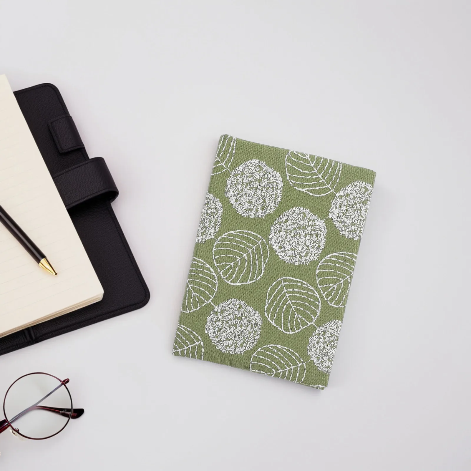 Stretchable Washable Soft Fabric Book Cover Reusable Cloth Sleeve Protector for Paperbacks Hardcovers Journals Notebooks