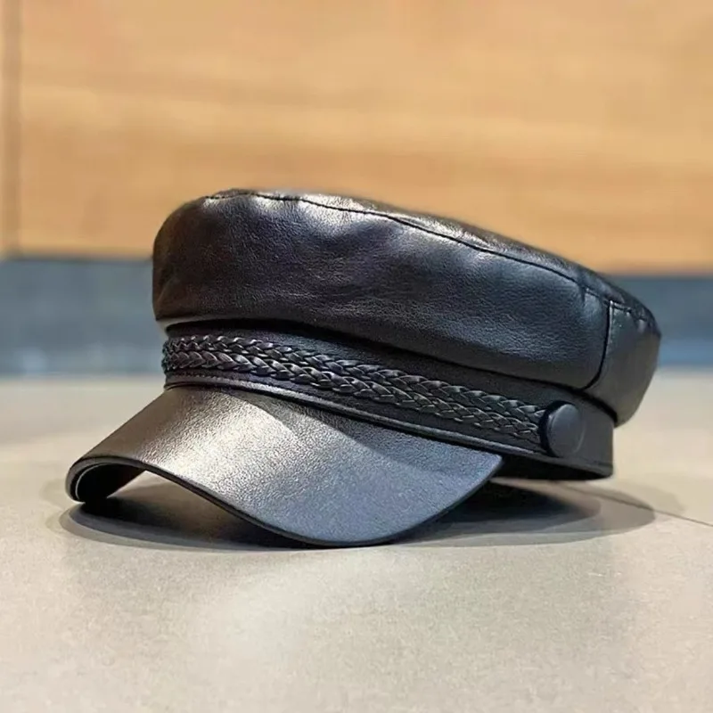 1pc Faux Leather Newsboy Cap Gold Chain Decor Flat Brim Military Style Baker Boy Hat Vintage Fashion Peaked Cap for Daily Outfit view 4