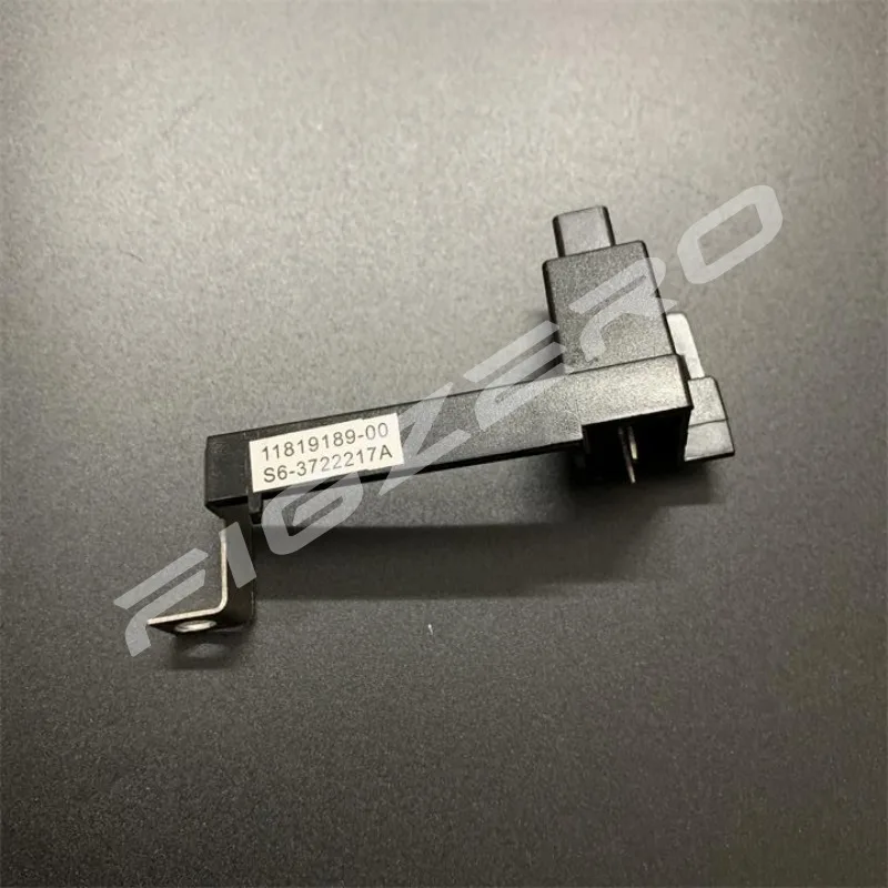S6-3722217A Power Distribution Box Engine Fuse Boxs Mounting Bracket for BYD S6 G6 S7 F6 Surui M6 S7 Qin E6 Don G5 20112