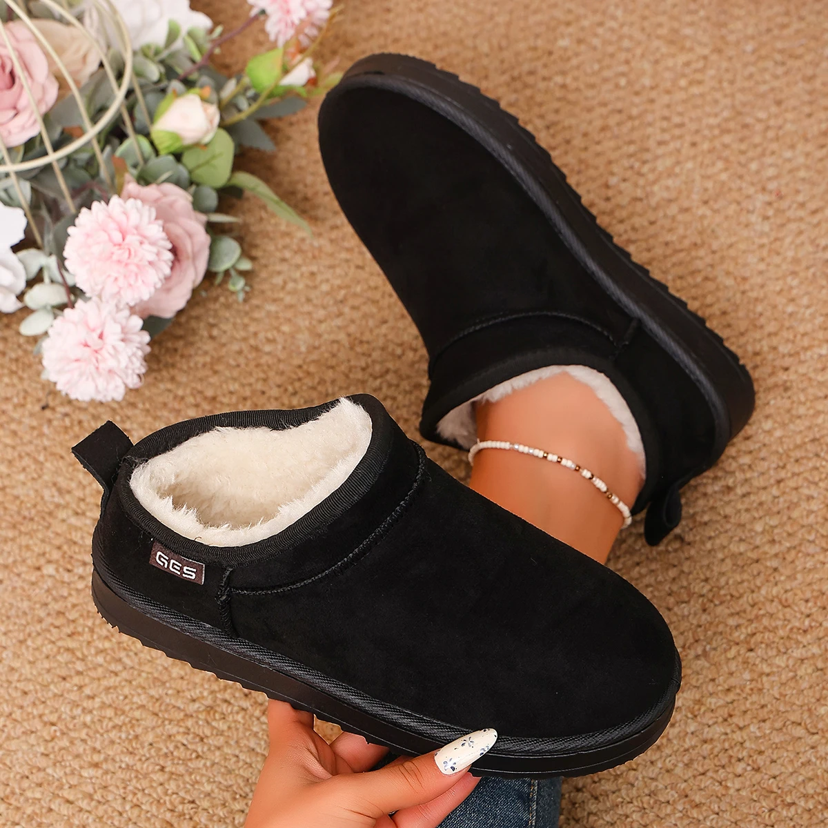 Women Boots Warm Plush Platform Snow Boots Women Plus Size Non Slip Winter Shoes Woman Slip on Thick Sole Cotton Ankle Booties