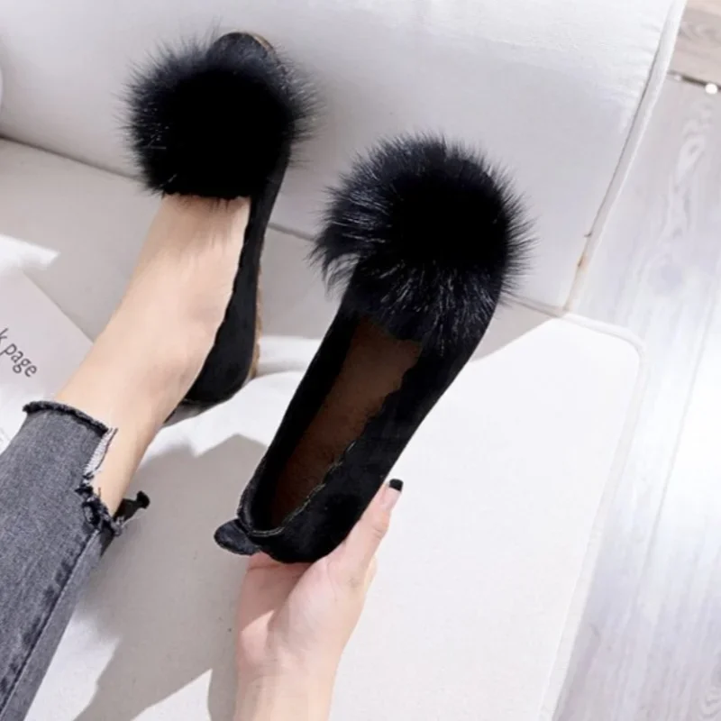 Pompom Fur Balls Shoes Woman Single Flats OL Ladies Dress Shoes Work Loafers Slip on Ballets Shoes Women Velvet Flats