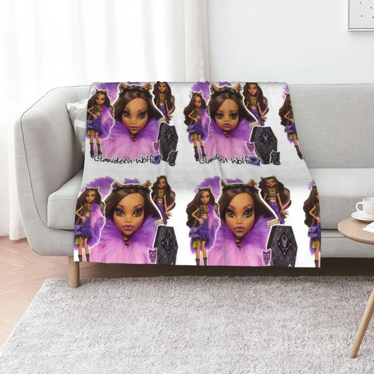 Clawdeen Wolf Haunt Couture Throw Blanket For Sofa Thin Furrys Sleeping Bag Comforter Beautifuls blankets and throws Blankets