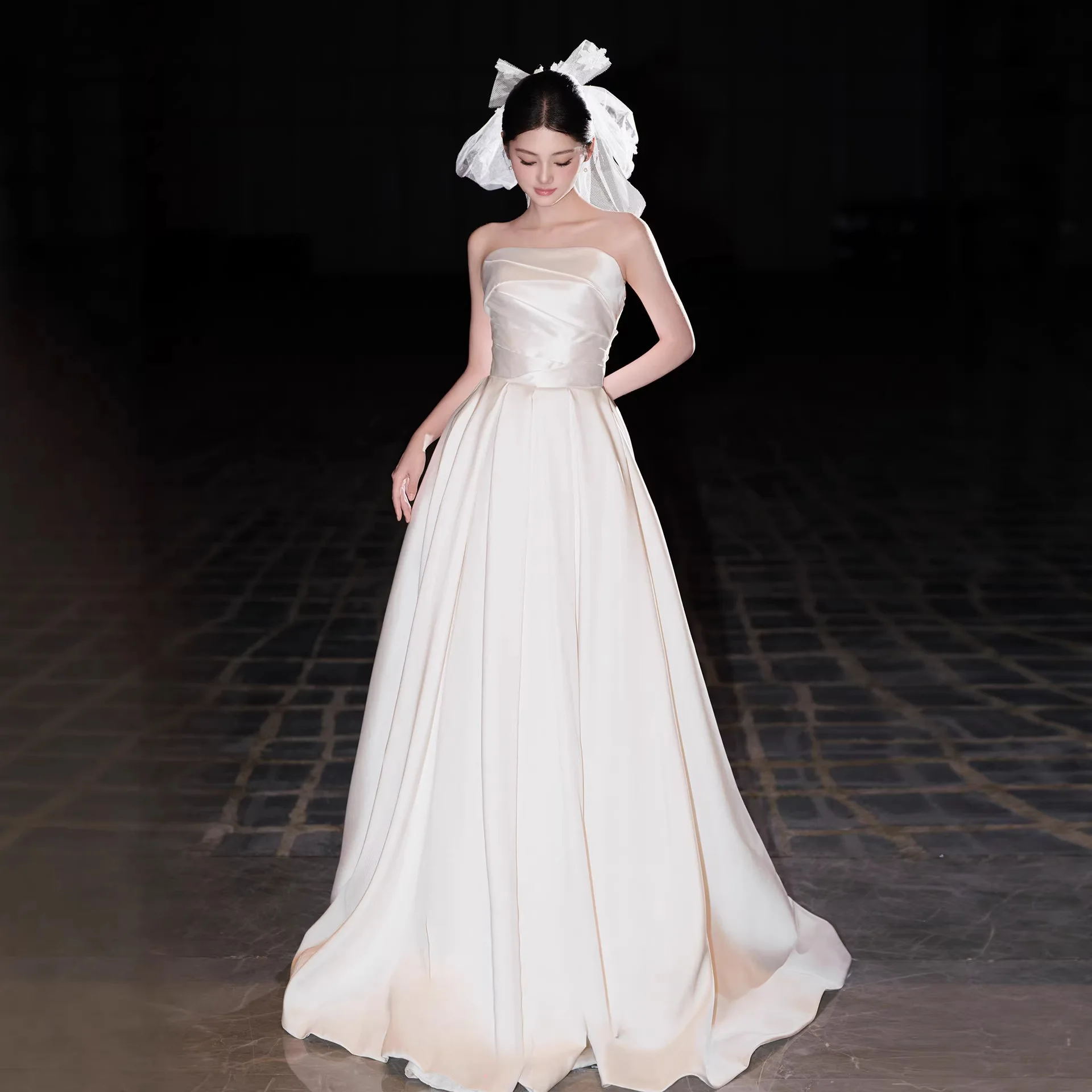 

Bridal Gown oulder Strap Satin Fini Wedding Dr Simple Ele Floor Length Engagement Par White Dr omsmen Welcome