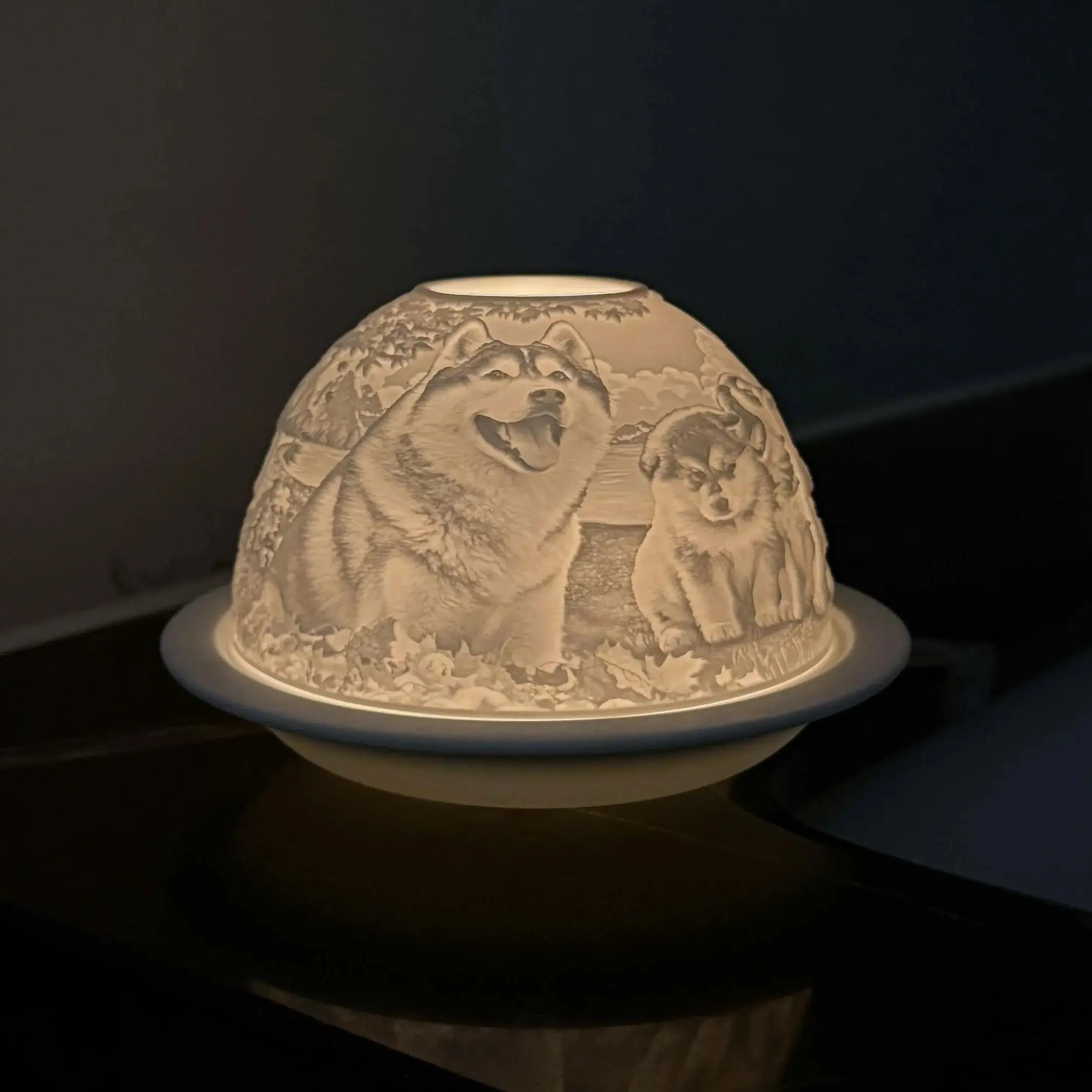 

New Christmas Animal Dog Cat Tea light Holder Decoration Ceramic Candle Holder Table Top Items for New Year Home Kids Xmas Gift