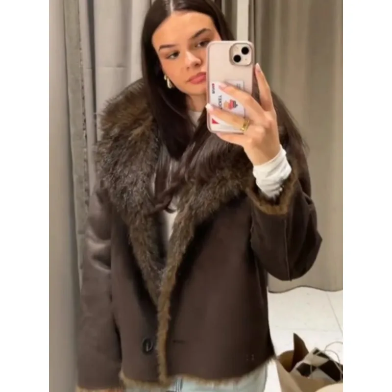 

Новая женская куртка из искусственного меха в стиле ретро, городская, утепленная, с отложным воротником, длинными рукавами, однобортная, осенне-зимняя, шикарная.