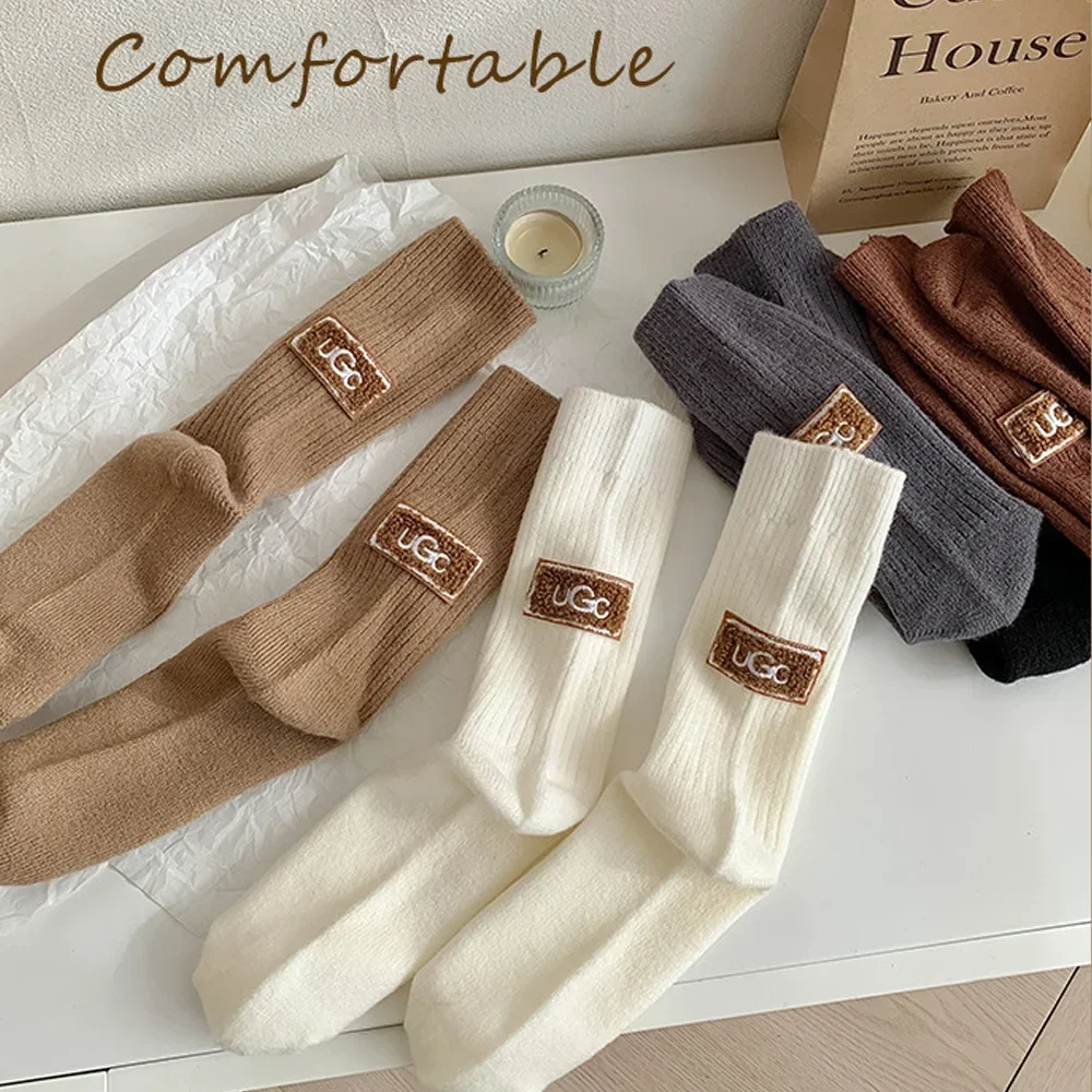 Embroidery UGC Logo Mid-calf Socks Winter Warm Thickened Padded Socks Colour Leisure Pile Socks Women Cold-proof Mid-calf Sock