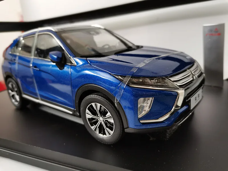Original guangzhou automóvel mitsubishi yige modelo de carro eclipse cruz 1:18 liga simulação modelo de carro presente em estoque