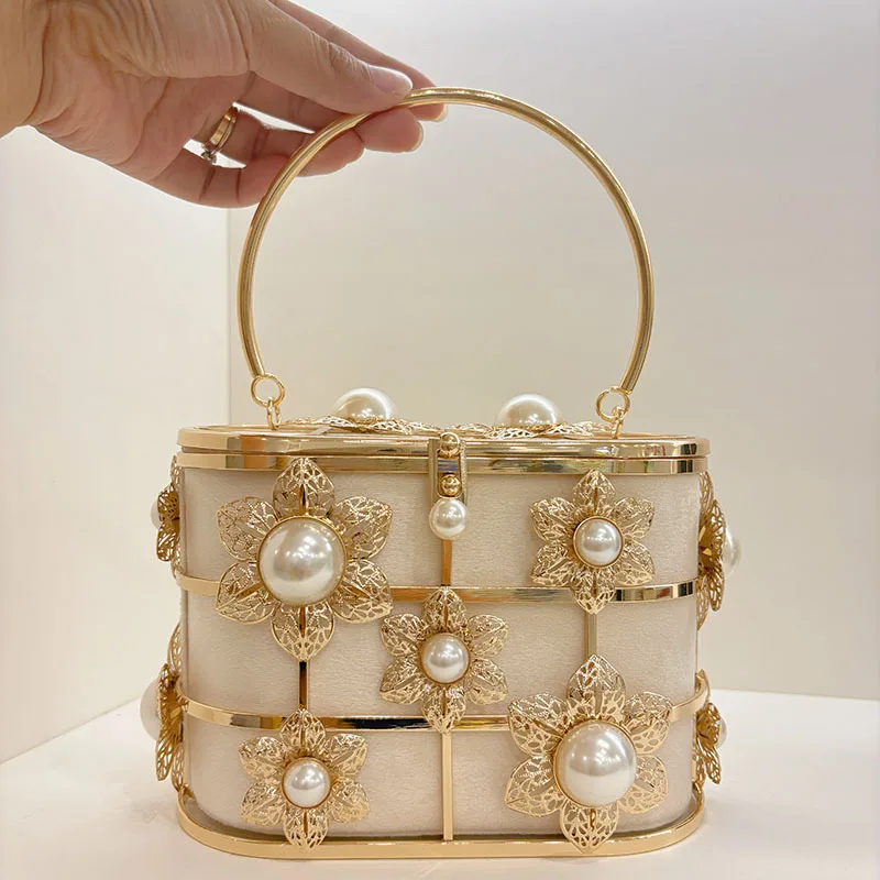 

Hollow silk satin metal heavy industry vegetable basket bucket bag banquet diamond flower messenger bag