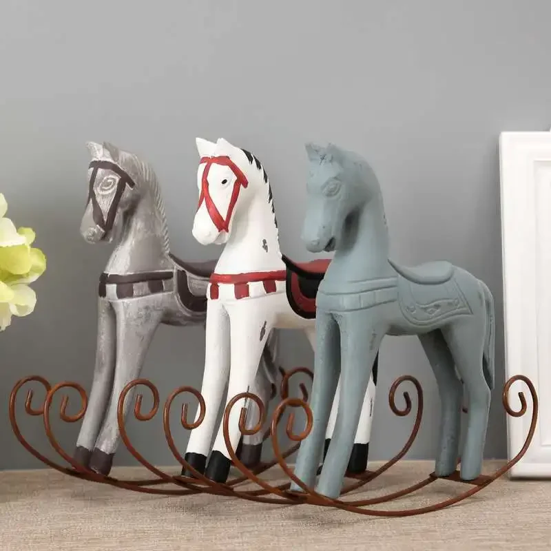 MGT-Rocking Horse Statue for Home Decoration, Retro Rocking Horse Ornament, Modern Europe Style, Wedding Decor, Wood Horse Acces