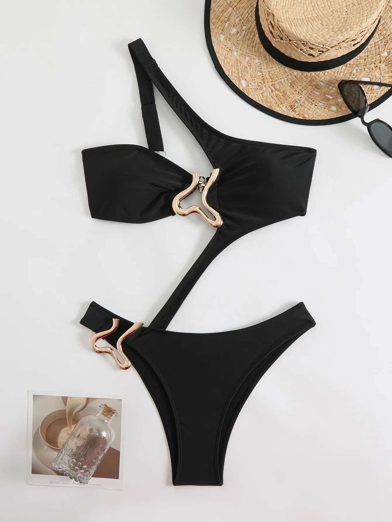 

Sexy Black Hollow Out Bikini 2025 Women One Shoulder Metal Designer Backless Thong One Piece Swimsuit Summer Bathing Suits