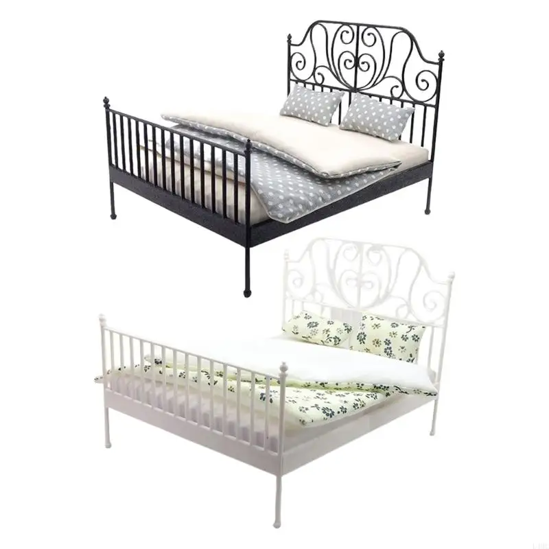 

Miniature Iron Bed with Removable Bedding Model Project Decorative Accessories For 1/12 Scale Dollhouses Scene Display L4MC