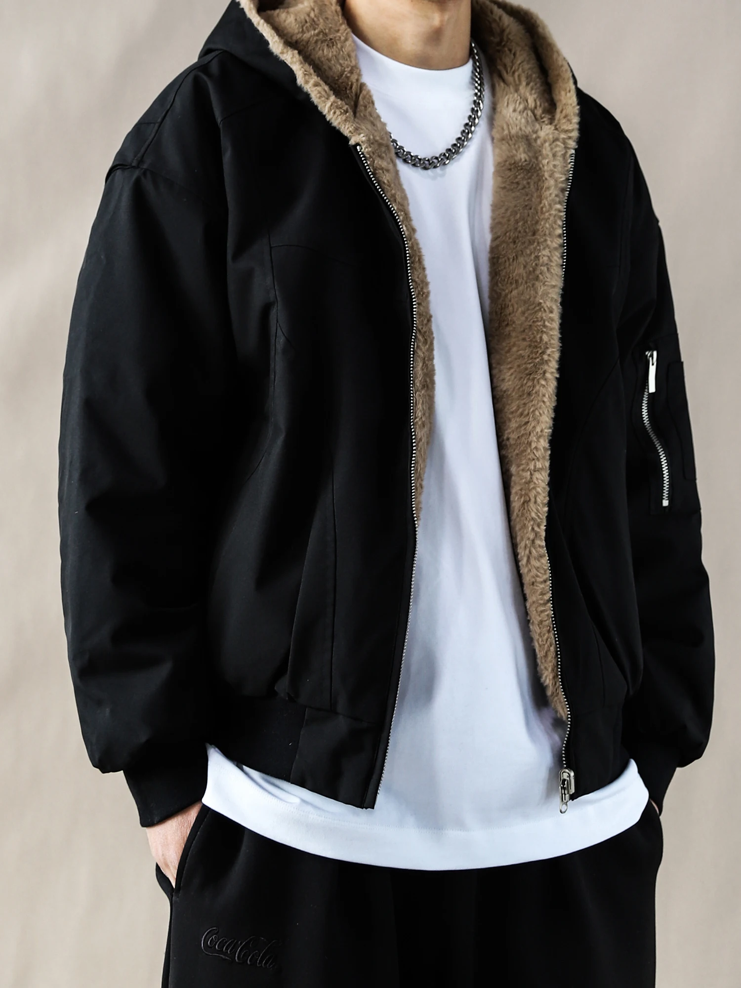 

Ретро-куртка в американском стиле из хлопка для мужчин, свободного кроя, с капюшоном, на молнии, теплая верхняя одежда, молодежная модная черная зимняя куртка