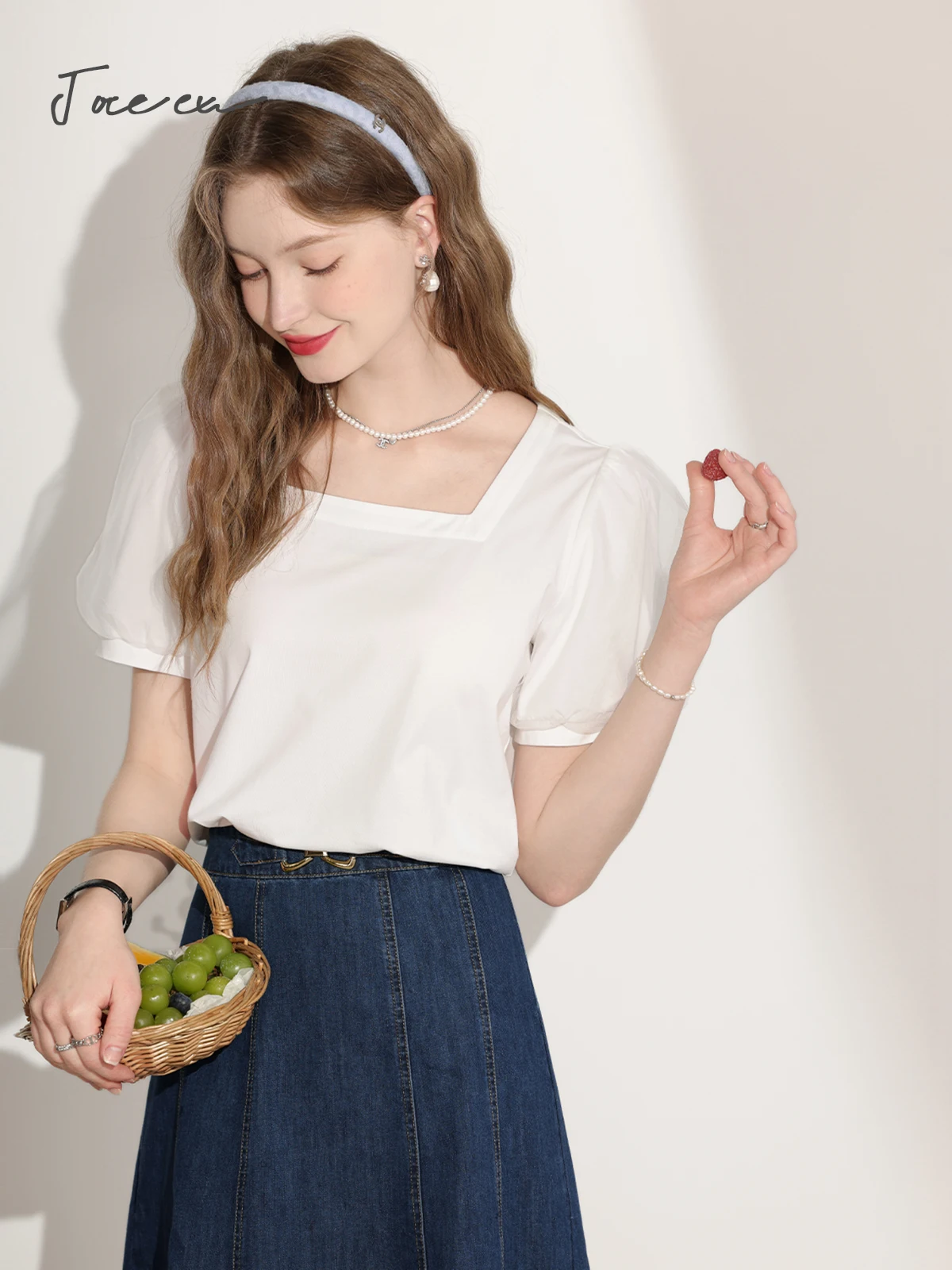 JOREEU Sweet Mesh Spliced Square Collar White T-shirts 2024 Summer New Solid Elegant Puff Sleeve Tops Pullovers Female T01310