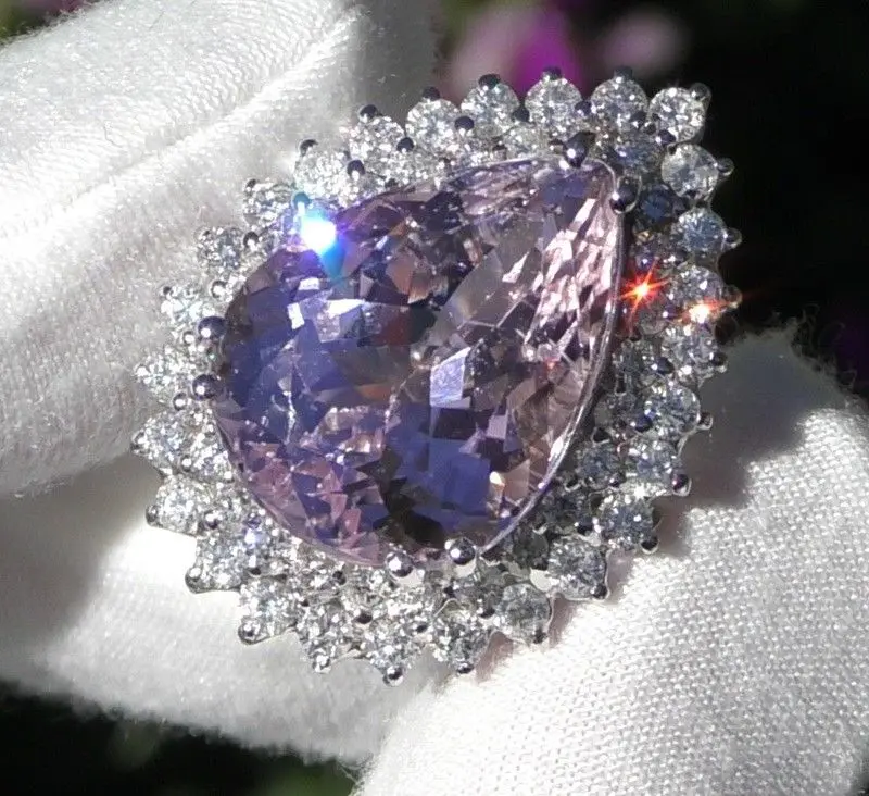 New Hot-Selling Pink Diamond Micro-Set Sparkling Diamond Engagement Ring, Water Drop Pear-Shaped Group Set Finger Ring