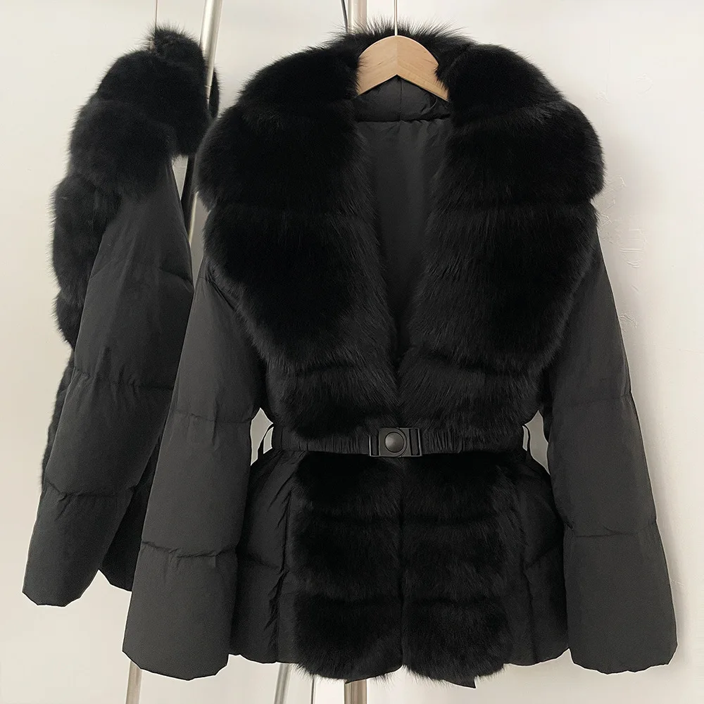 سترة نسائية شتوية لعام 2025 بخصر طويل مع ياقة من فرو الثعلب على الموضة الفرنسية #4