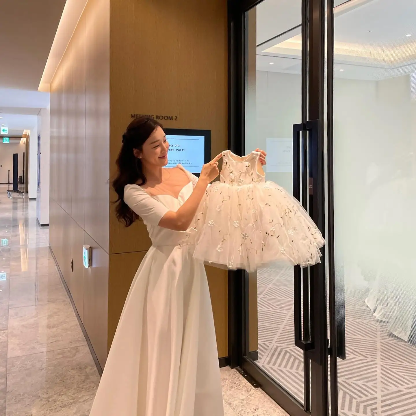 

OEING Sweetheart Korea Garden Evening Dresses Simple Long Sleeves Formal 프롬드레스 Floor Length Elegant Prom Gowns Party Women Bride