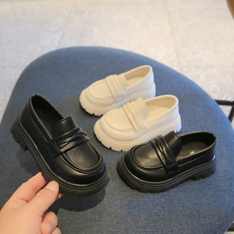 

2026 Spring Autumn Children's Loafers Thick Soled New Girls Fashion Leather Shoes Causal Black Beige Kids School Mary Jane Shoes