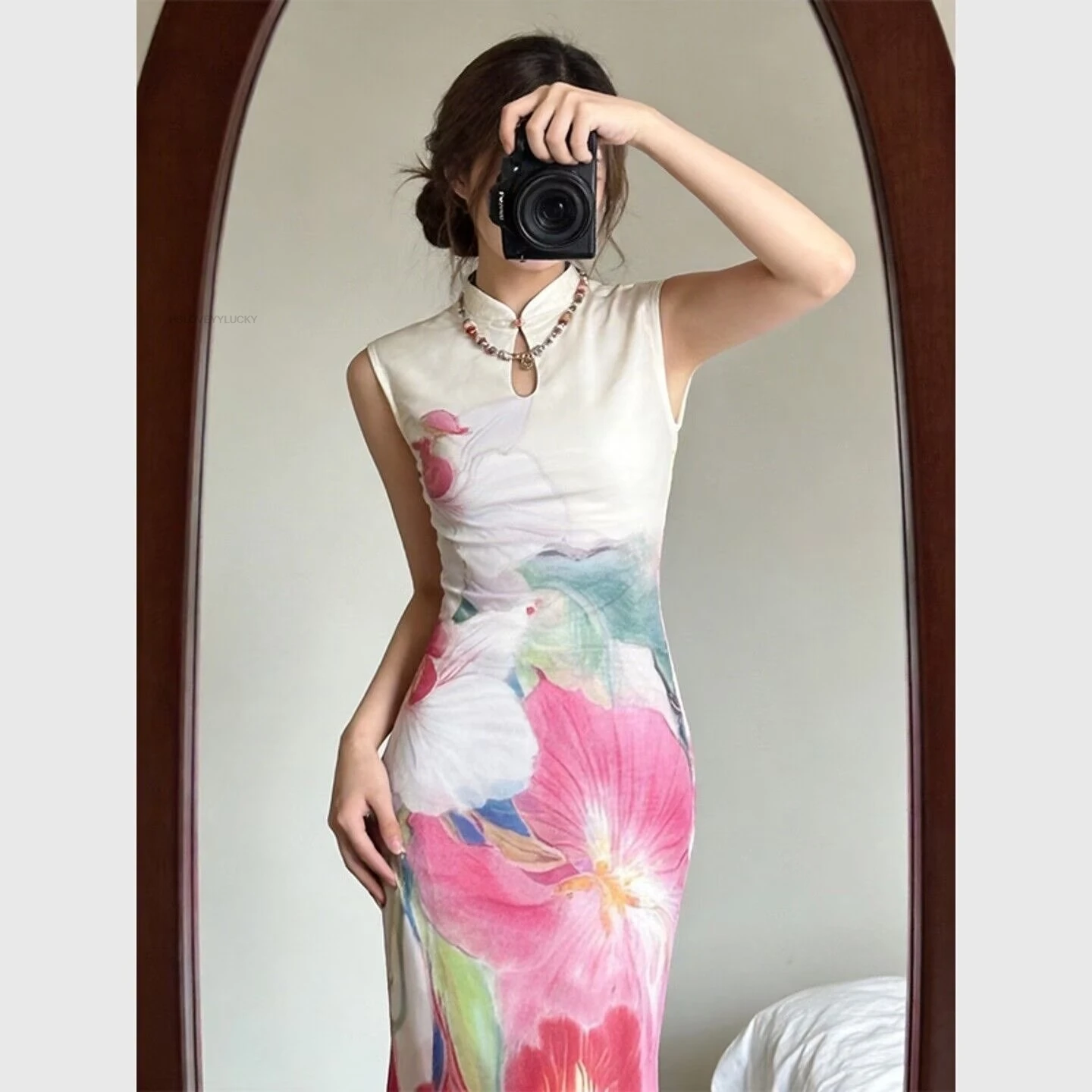 Retro Cheongsam Sexy Chinese Version Slim Cheongsam Medium Length Cheongsam Women Elegant Floral Modern Qipao Dress