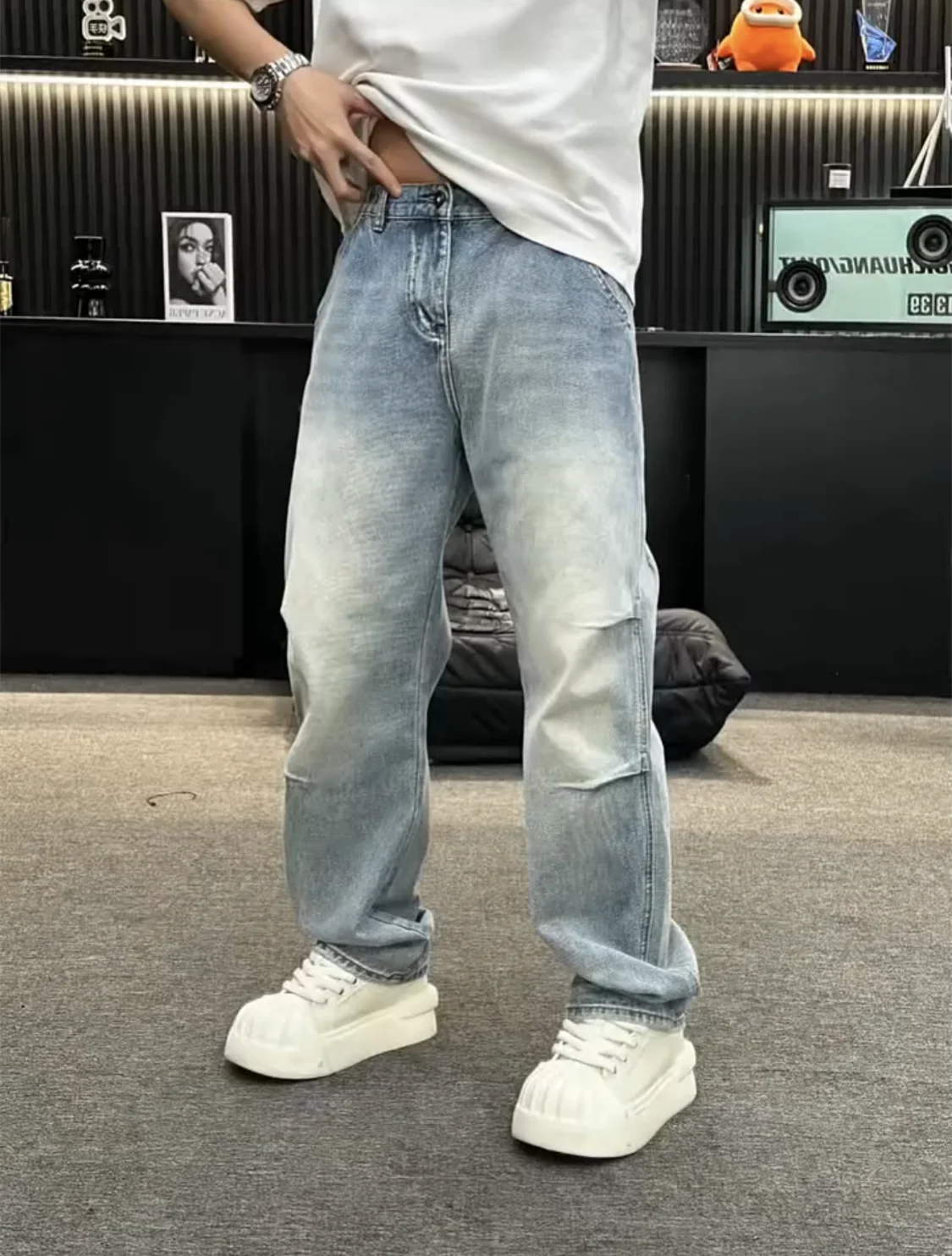 

Spring New Men's American Retro Pleated Light Color Knife Jeans Casual Loose Wide Leg Pants Faionable Versatile Loose Fit