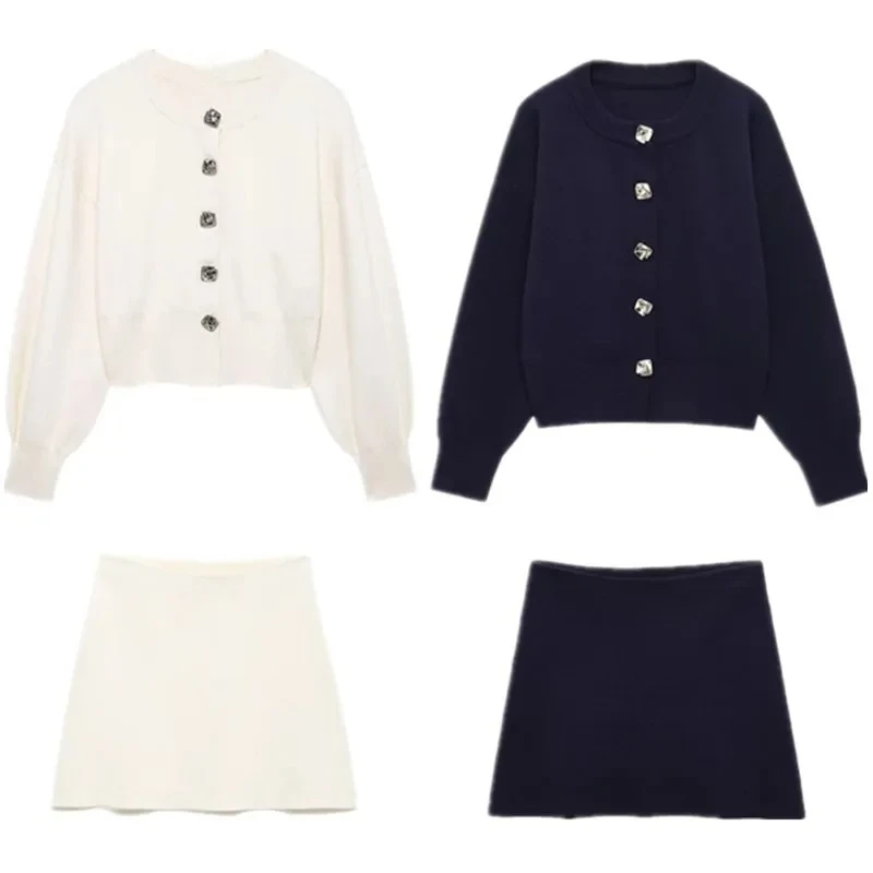 

2025 Spring and Autumn European and American Fashion Flower Button Knitted Coat+Short Skirt Set