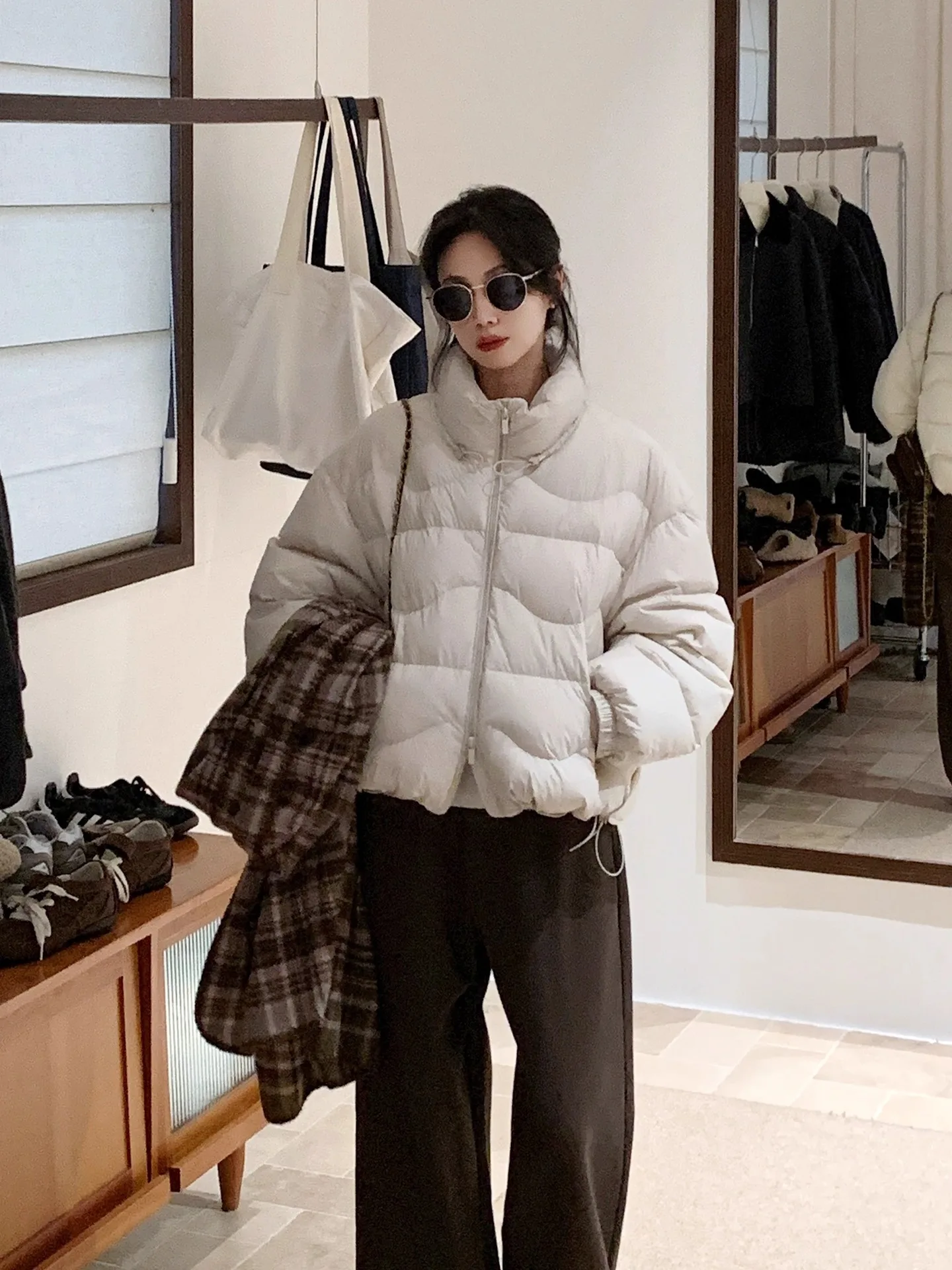 

BRIVIN White Stand Collar ort Puffer Jaet Women's Warm Sli Cact Bread Sle Winter Coat Casual Faion Design