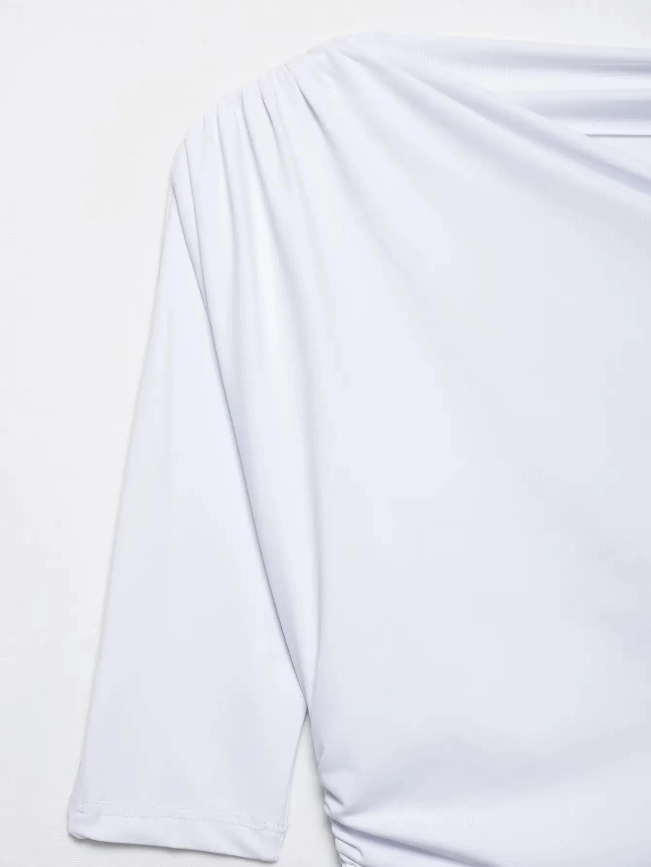 HH 2025, Frühling, Damen, sexy, asymmetrisch, faltig, Weste, schick, schmaler Kragen, One-Shoulder-Damen, schmales T-Shirt, Top, Straßenkleidung – Detail 12