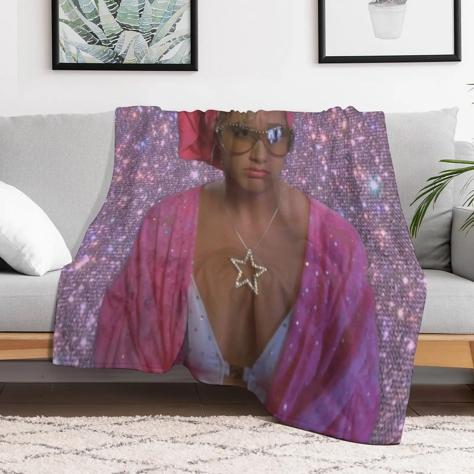 

sharpay evans pink Throw Blanket bed plaid Plush Soft Plush Plaid funny gift Blankets