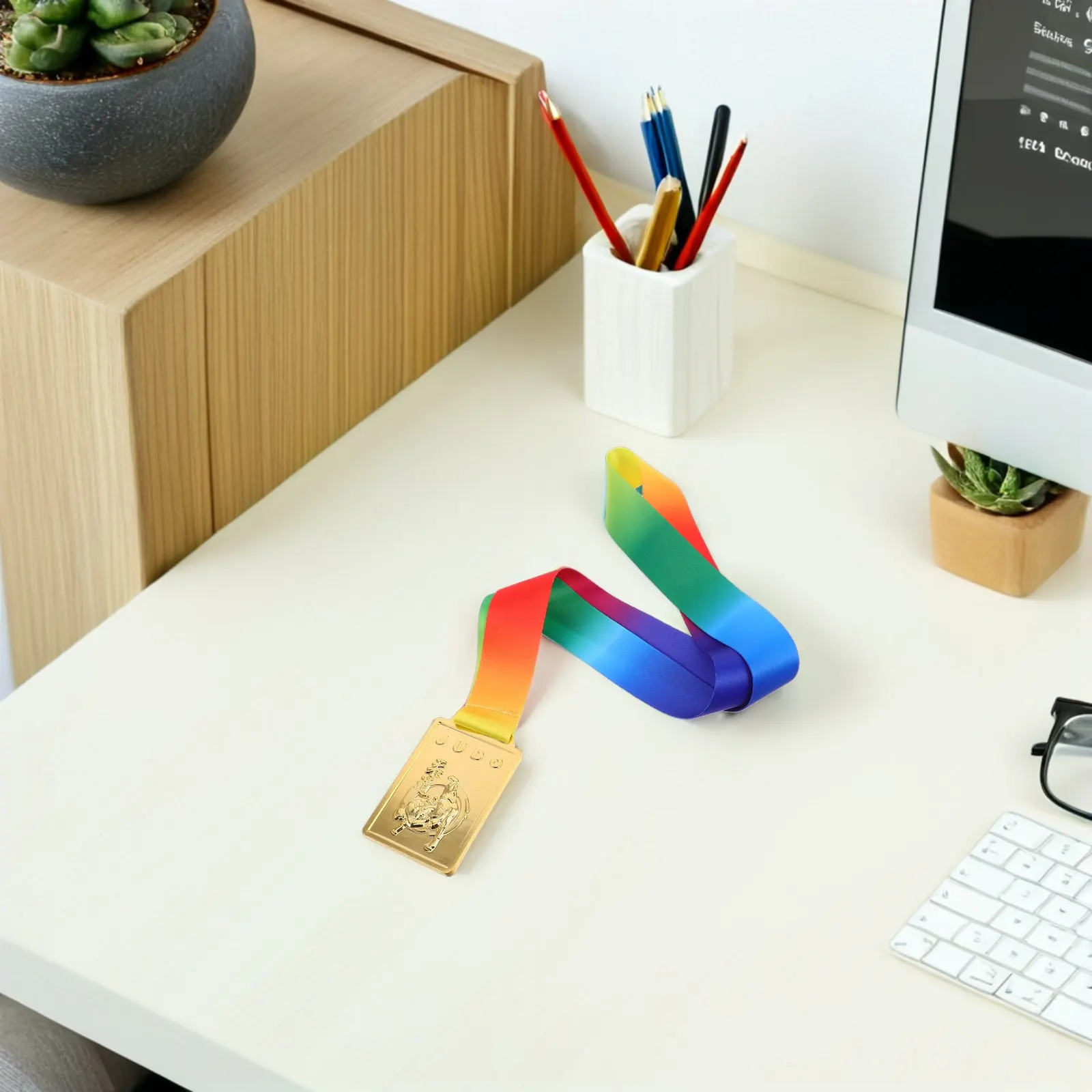 

Медные медали для дзюдо: прочный металлический дизайн, изысканное исполнение для награждения на соревнованиях, школьных мероприятиях, спортивных достижениях.